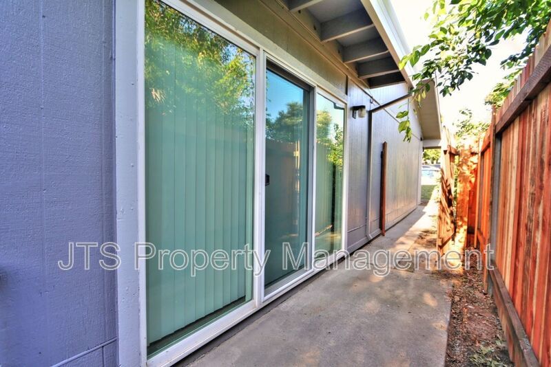 Newly Remolded Duplex for Rent! property image