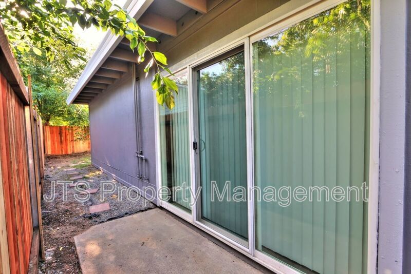 Newly Remolded Duplex for Rent! property image