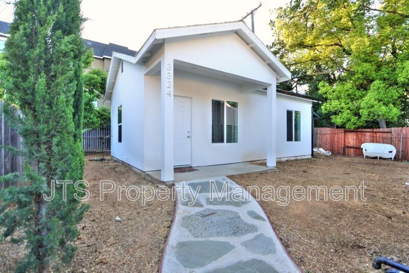 Adorable 1 Bed 1 Bath ADU in Curtis Park! property image