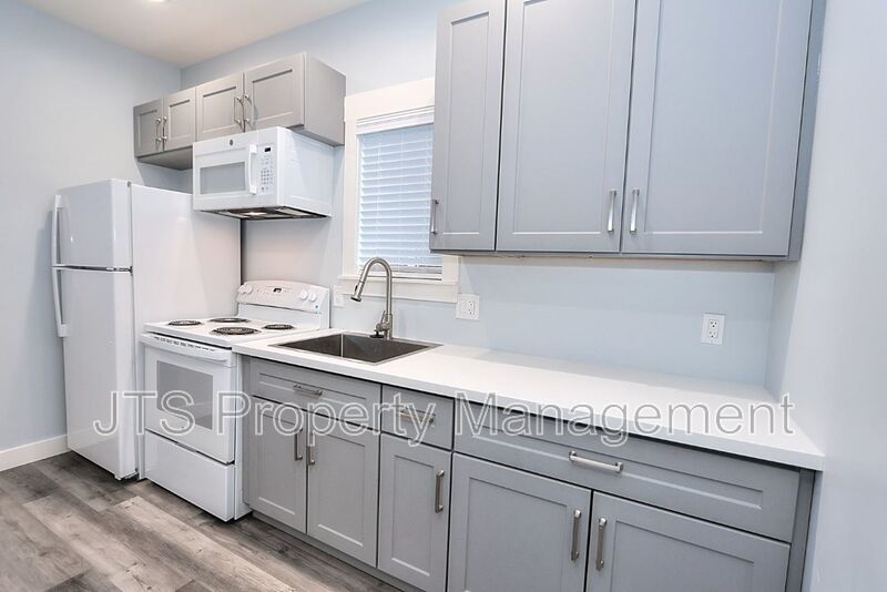 Adorable 1 Bed 1 Bath ADU in Curtis Park! property image