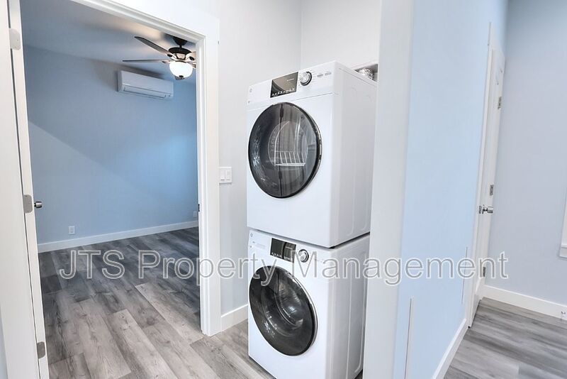 Adorable 1 Bed 1 Bath ADU in Curtis Park! property image