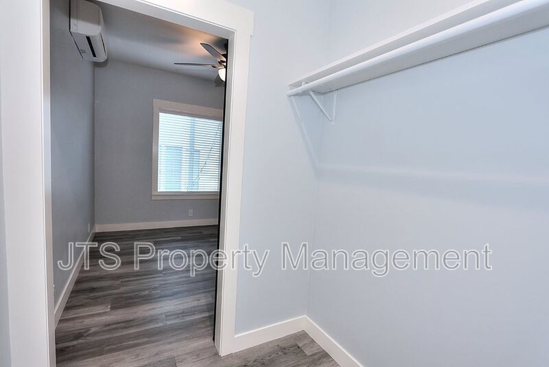 Adorable 1 Bed 1 Bath ADU in Curtis Park! property image
