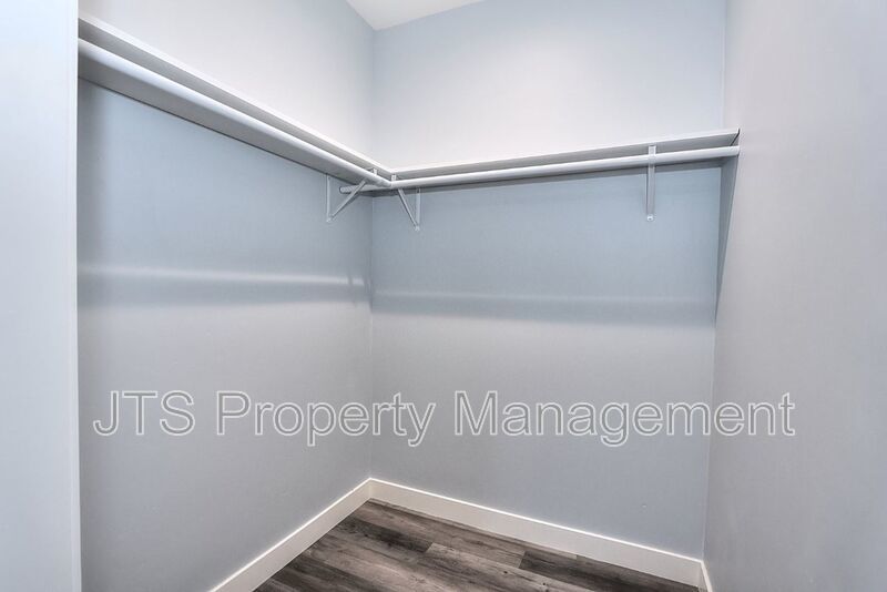 Adorable 1 Bed 1 Bath ADU in Curtis Park! property image