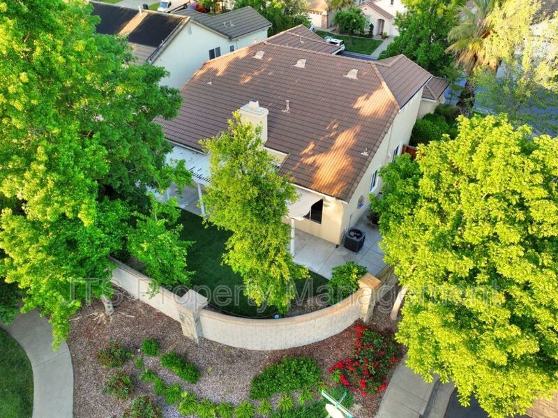 For Sale!  Gated West Roseville Home! property image