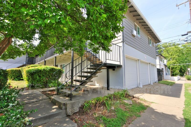 Rare 2 Bedroom Lower Level Apartment Across from UC Davis Med Center! property image