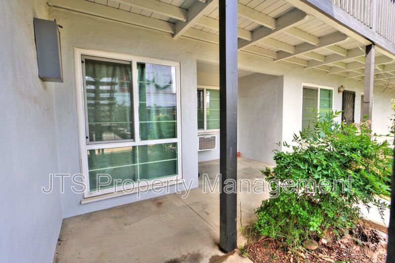 Rare 2 Bedroom Lower Level Apartment Across from UC Davis Med Center! property image