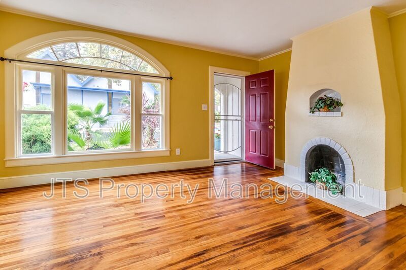 Charming Land Park Unit for rent! property image