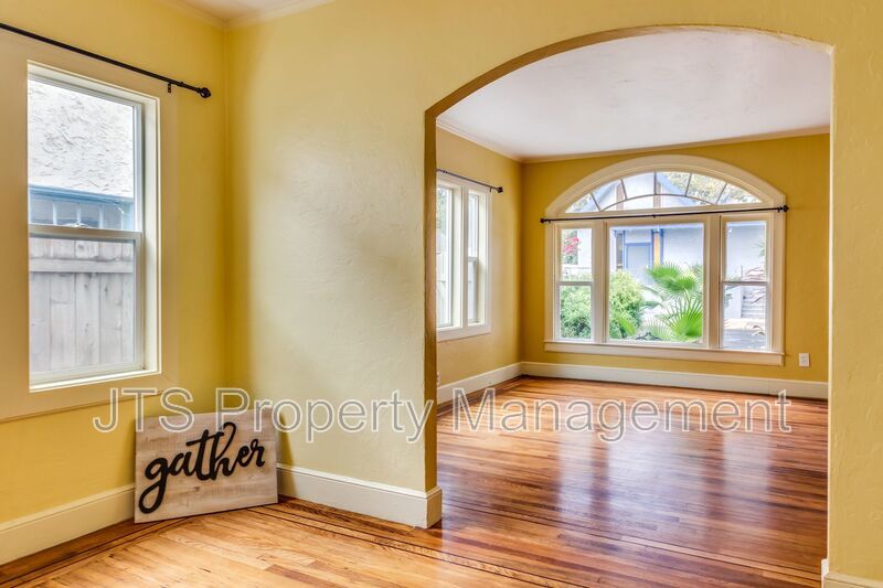Charming Land Park Unit for rent! property image