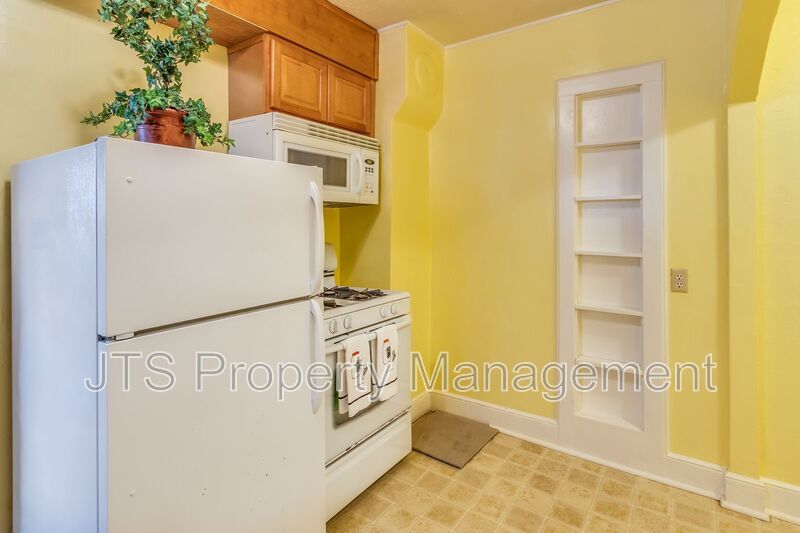Charming Land Park Unit for rent! property image