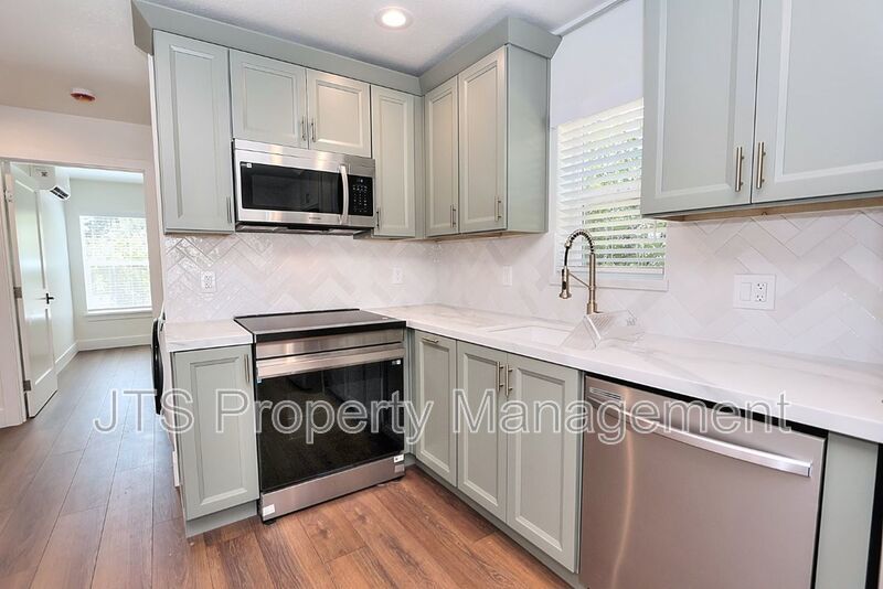 Brand New ADU in Tahoe Park! property image