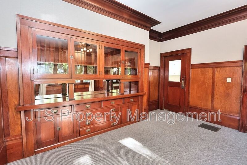 Charming Midtown Bungalow Available Now! property image