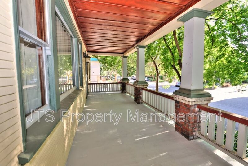 Charming Midtown Bungalow Available Now! property image