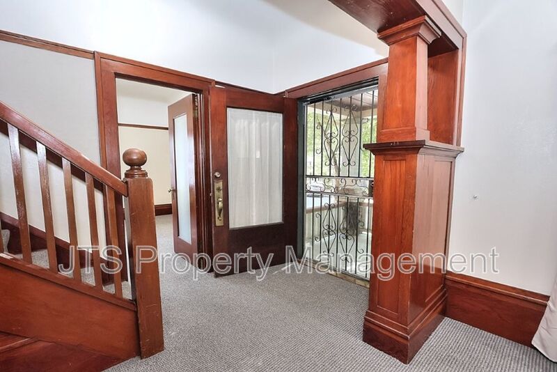 Charming Midtown Bungalow Available Now! property image