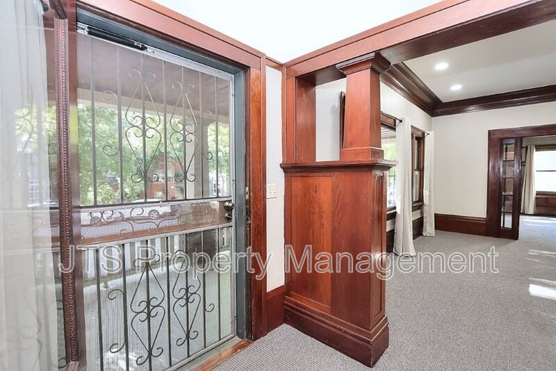 Charming Midtown Bungalow Available Now! property image
