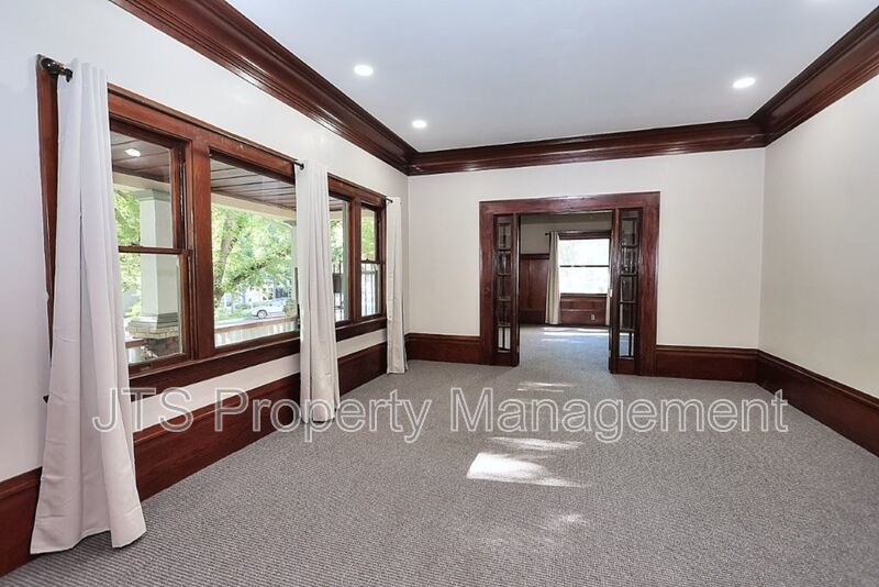 Charming Midtown Bungalow Available Now! property image