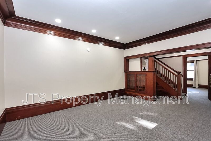 Charming Midtown Bungalow Available Now! property image