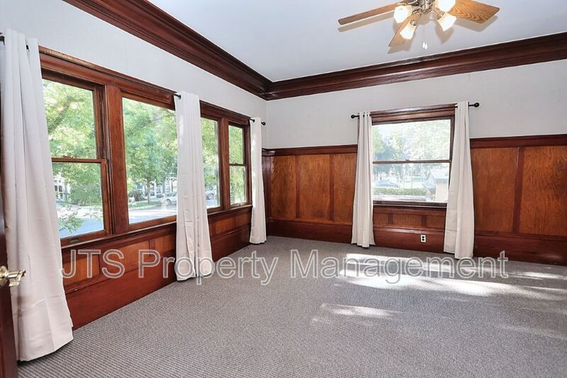 Charming Midtown Bungalow Available Now! property image