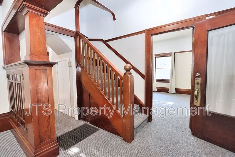 Charming Midtown Bungalow Available Now! property image