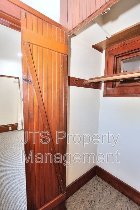 Charming Midtown Bungalow Available Now! property image