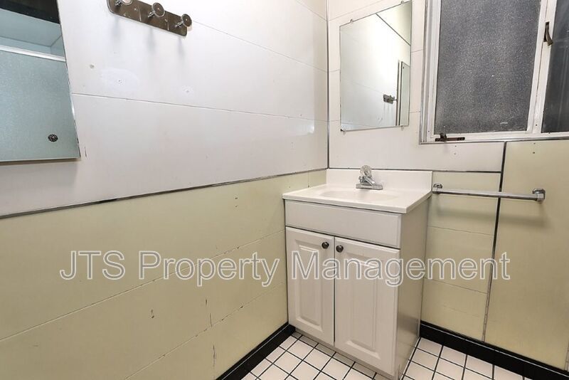 Charming Midtown Bungalow Available Now! property image