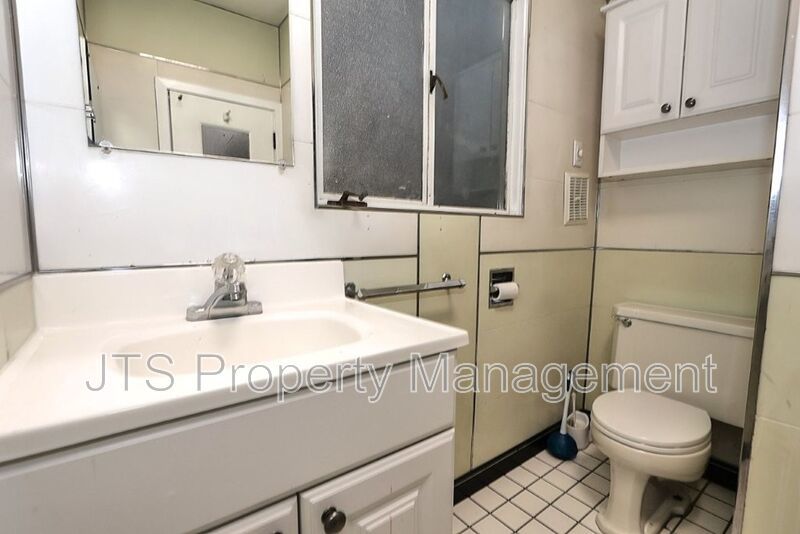 Charming Midtown Bungalow Available Now! property image