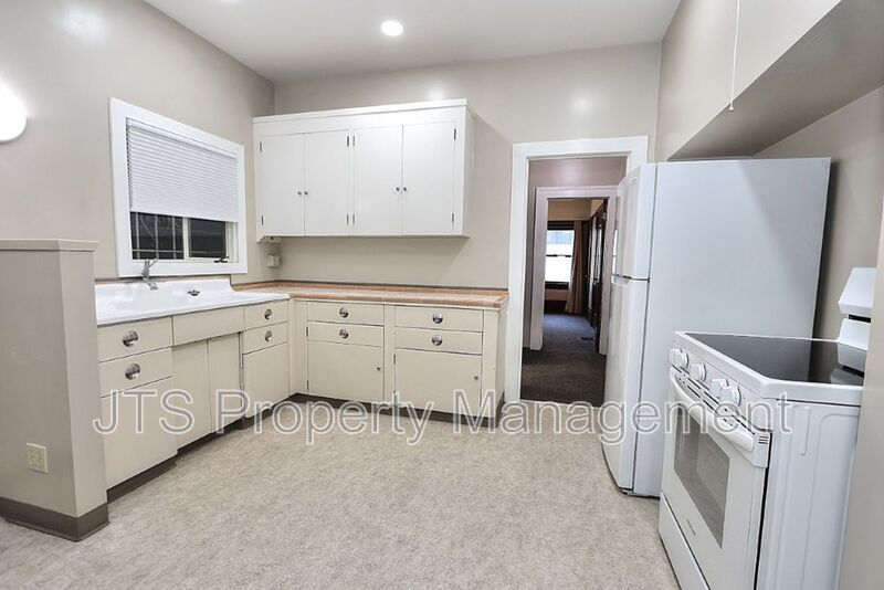 Charming Midtown Bungalow Available Now! property image