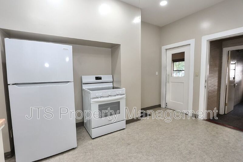 Charming Midtown Bungalow Available Now! property image