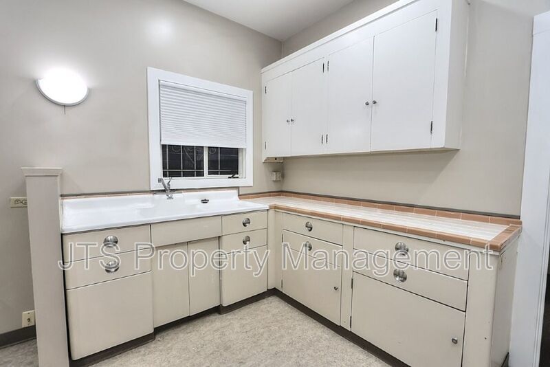 Charming Midtown Bungalow Available Now! property image