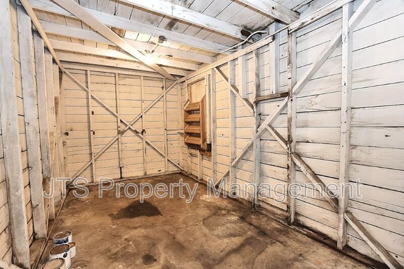Charming Midtown Bungalow Available Now! property image