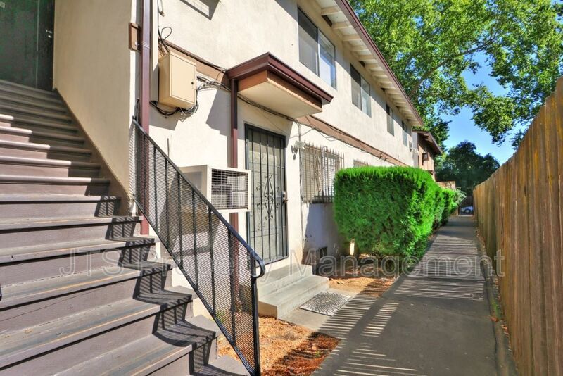 Cute upper level apartment for rent! property image
