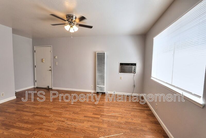 Cute upper level apartment for rent! property image