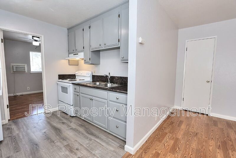 Cute upper level apartment for rent! property image