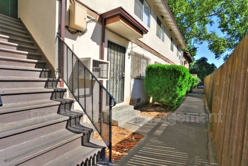 Cute upper level apartment for rent! property image