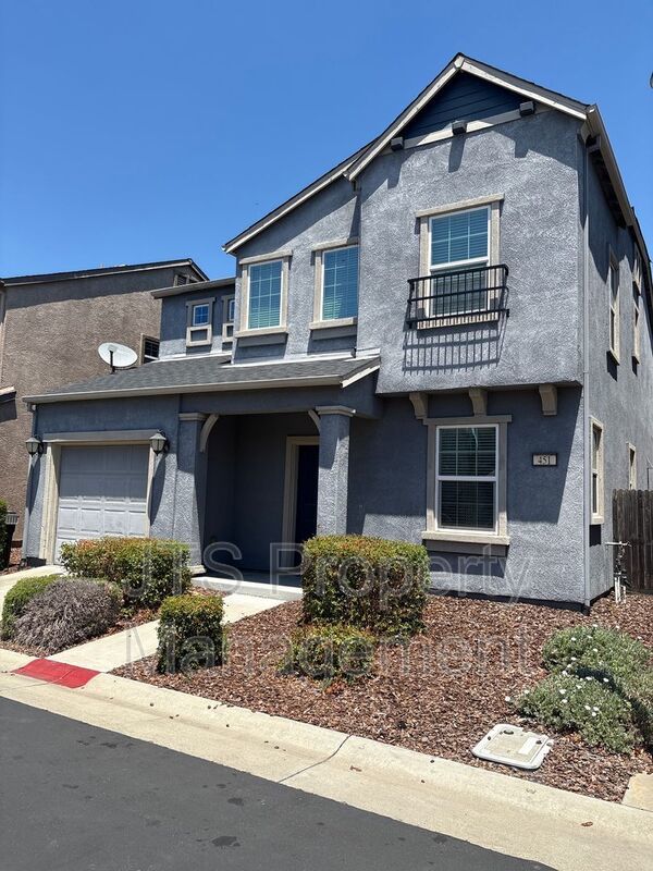 Beautiful Gated Community Sacramento Home for rent! property image