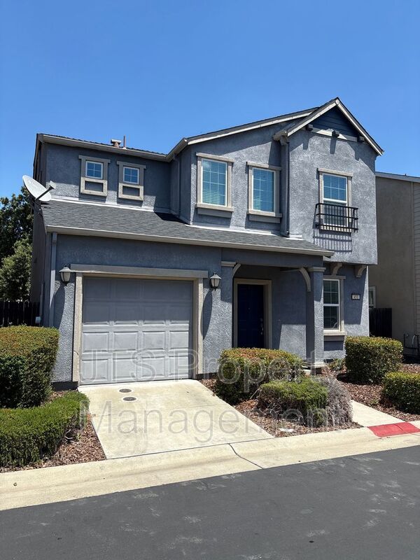 Beautiful Gated Community Sacramento Home for rent! property image