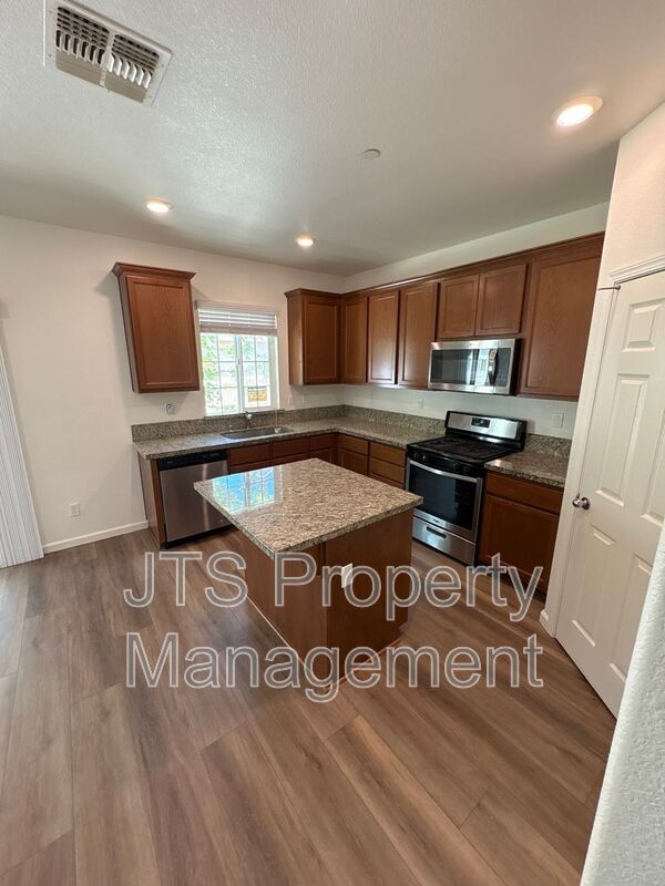 Beautiful Gated Community Sacramento Home for rent! property image