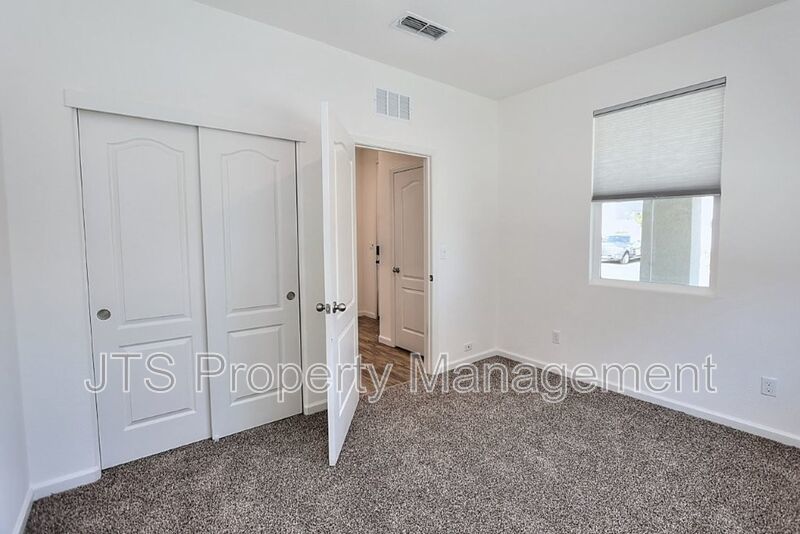 Incredible Gated Solar Folsom Home with clubhouse access! property image