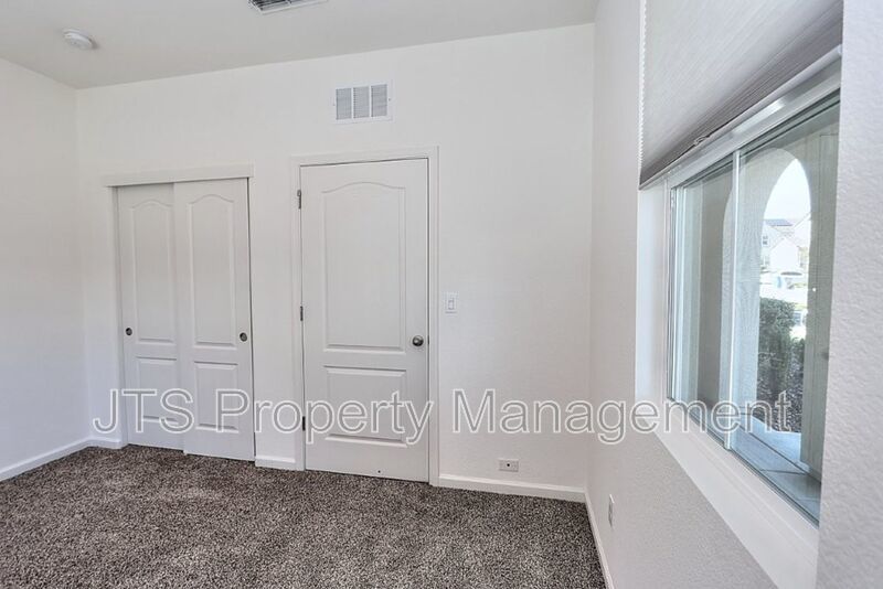 Incredible Gated Solar Folsom Home with clubhouse access! property image