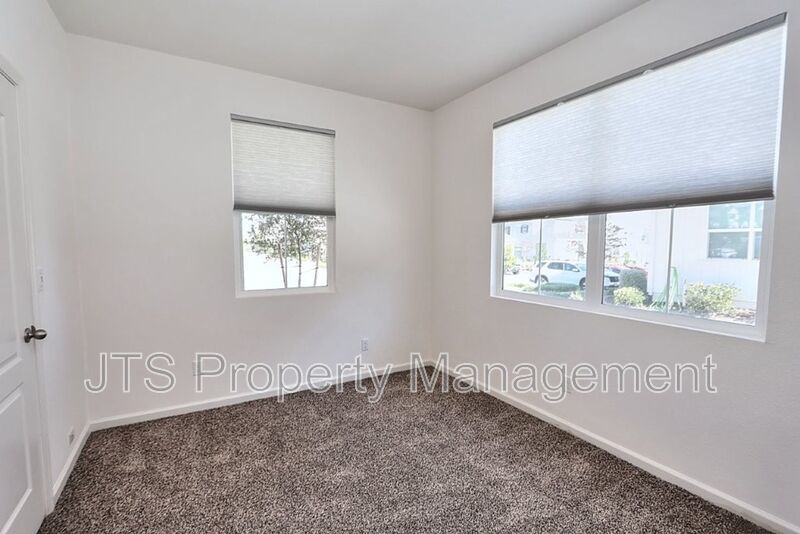 Incredible Gated Solar Folsom Home with clubhouse access! property image
