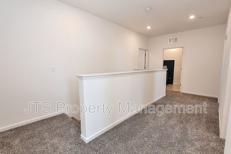 Incredible Gated Solar Folsom Home with clubhouse access! property image