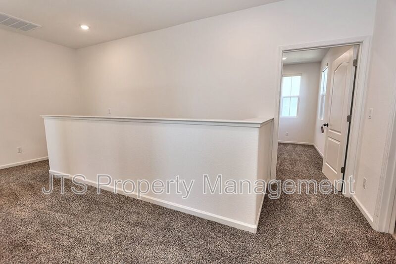 Incredible Gated Solar Folsom Home with clubhouse access! property image