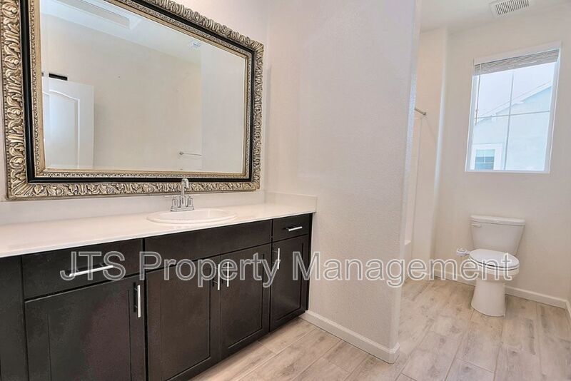 Incredible Gated Solar Folsom Home with clubhouse access! property image