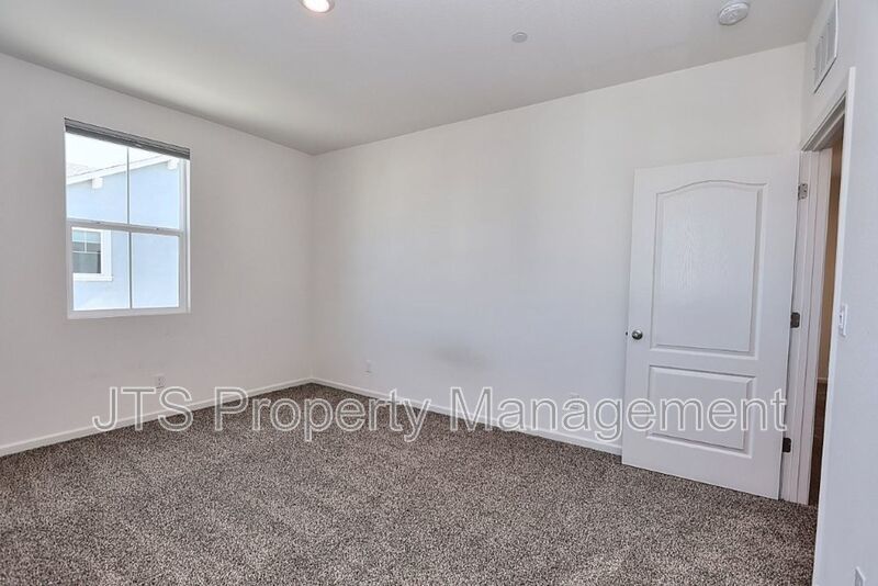 Incredible Gated Solar Folsom Home with clubhouse access! property image