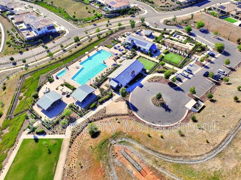 Incredible Gated Solar Folsom Home with clubhouse access! property image