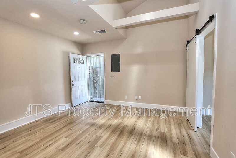Cozy Carmichael Unit Available Soon! property image