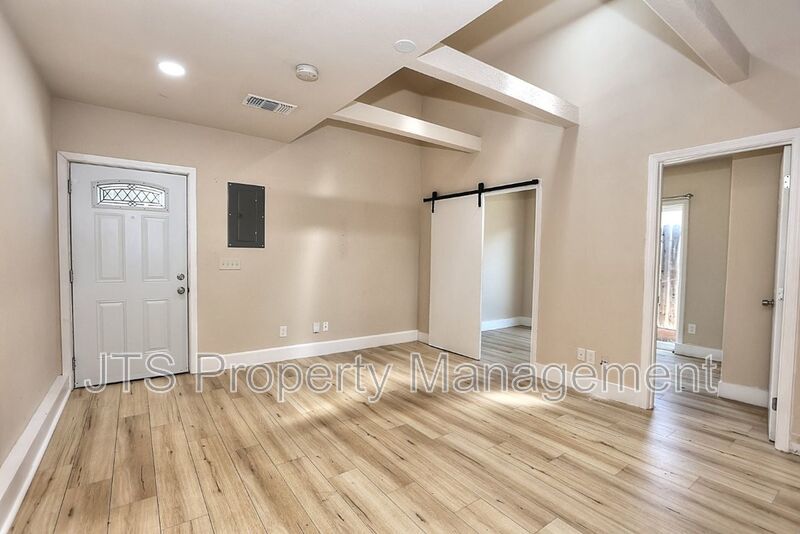 Cozy Carmichael Unit Available Soon! property image