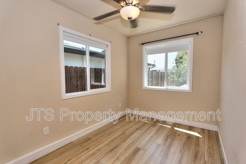 Cozy Carmichael Unit Available Soon! property image