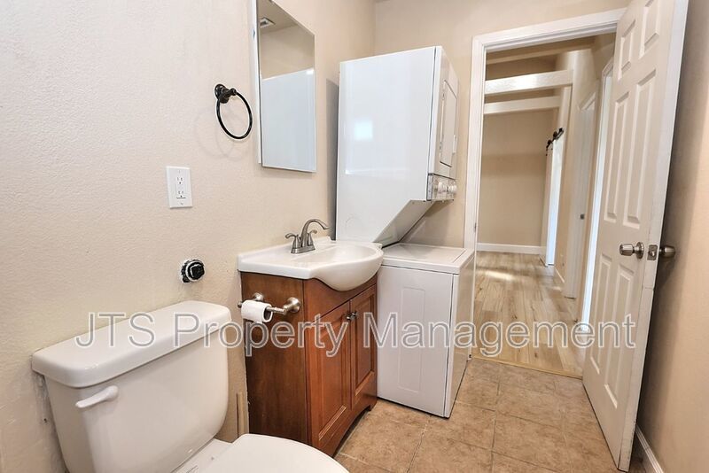 Cozy Carmichael Unit Available Soon! property image