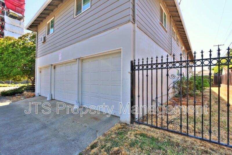 Updated Upstairs 1 Bedroom Across the Street from UC Davis! property image