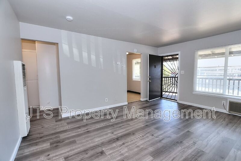 Updated Upstairs 1 Bedroom Across the Street from UC Davis! property image
